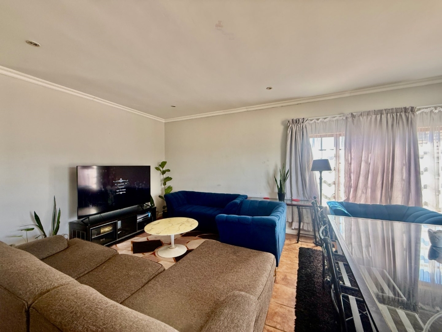 3 Bedroom Property for Sale in Landsmeer Residential Estate North West